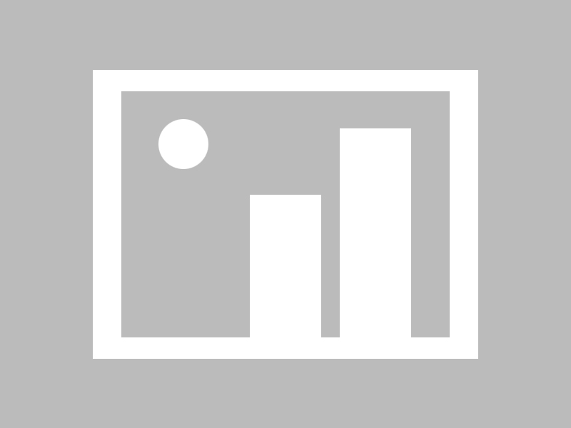 库里携妻出席体育慈善之夜引关注，库里ua